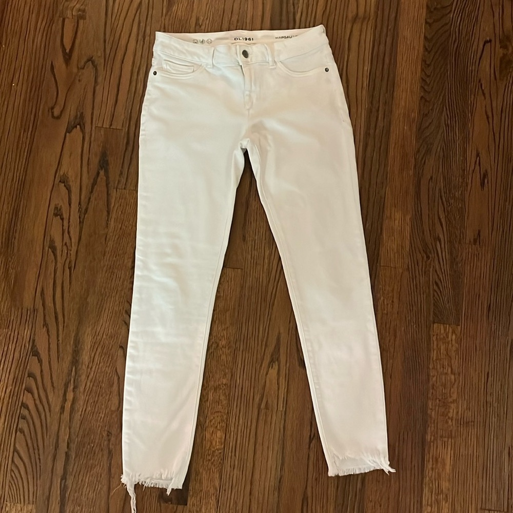 DL1961 skinny white ankle jean size 28